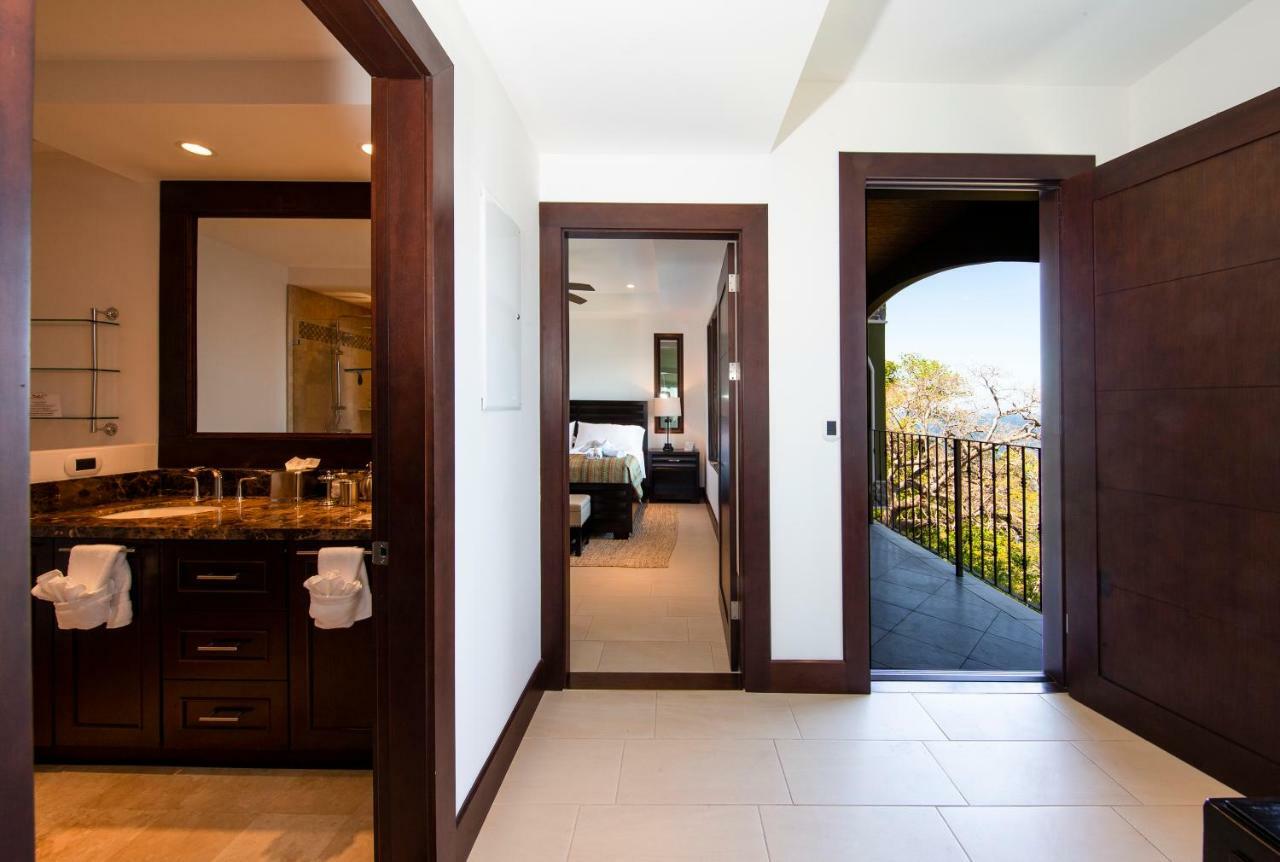 360 Splendor Del Pacifico Residences ปลายาฟลามิงโก ภายนอก รูปภาพ