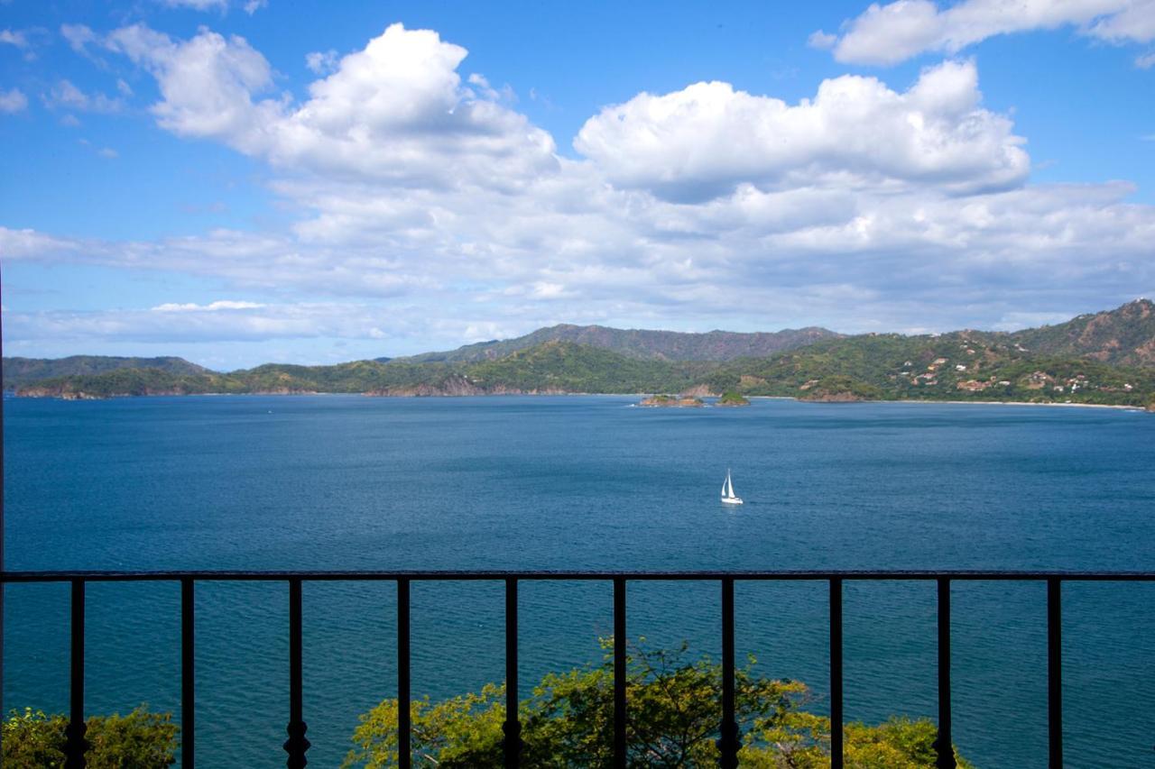 360 Splendor Del Pacifico Residences ปลายาฟลามิงโก ภายนอก รูปภาพ